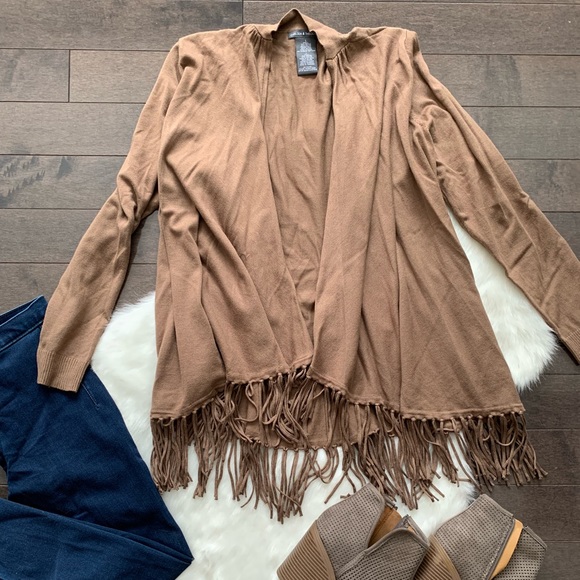 Southwestern inspired cardigan - Picture 3 of 3